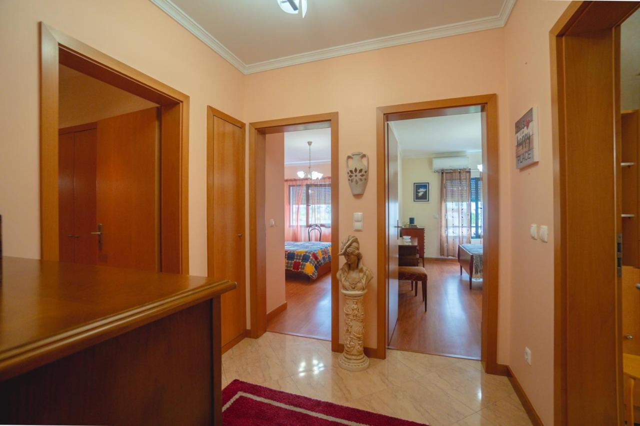 Large Modern Ponta Delgada Apartment Exterior foto